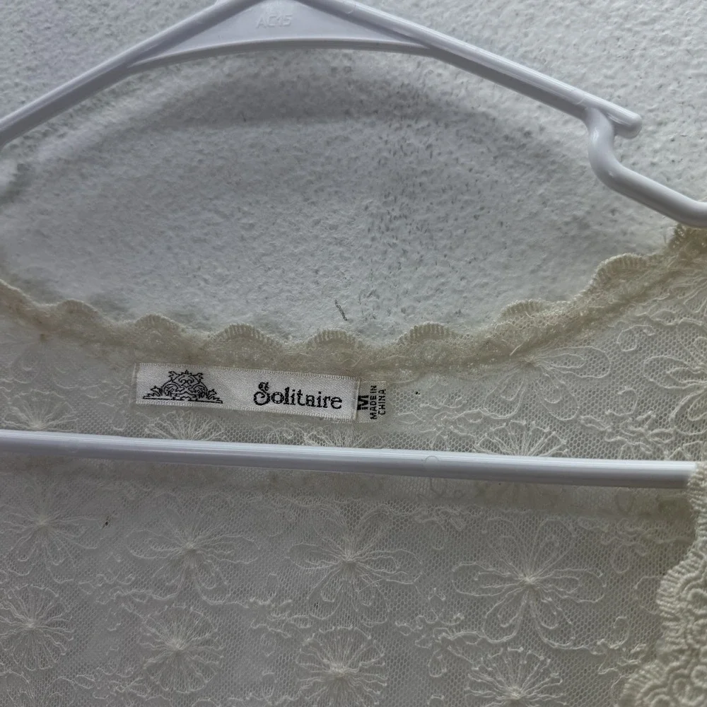 Solitaire Cover Up Top Sz M Cream Embroidered Floral Boho Beach Cottagecore Vest
